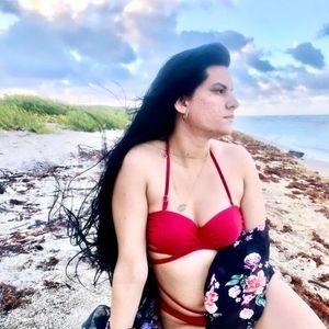 Meet your Posher, Sharon